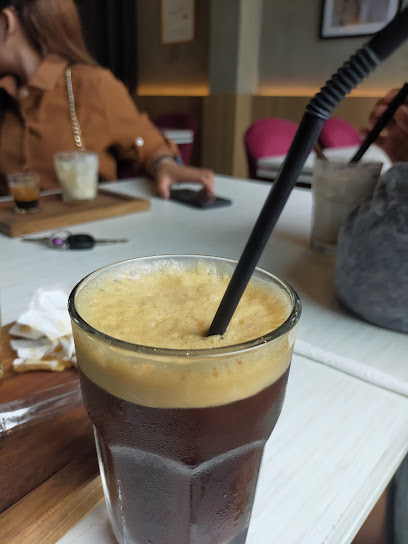 Khozaku Cafe & Eatery